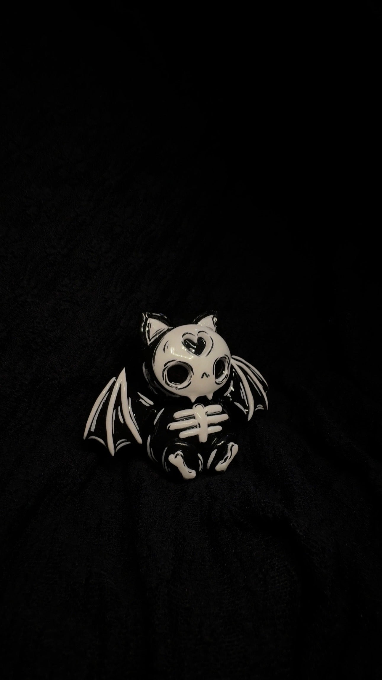 Skull Bat - desk buddy