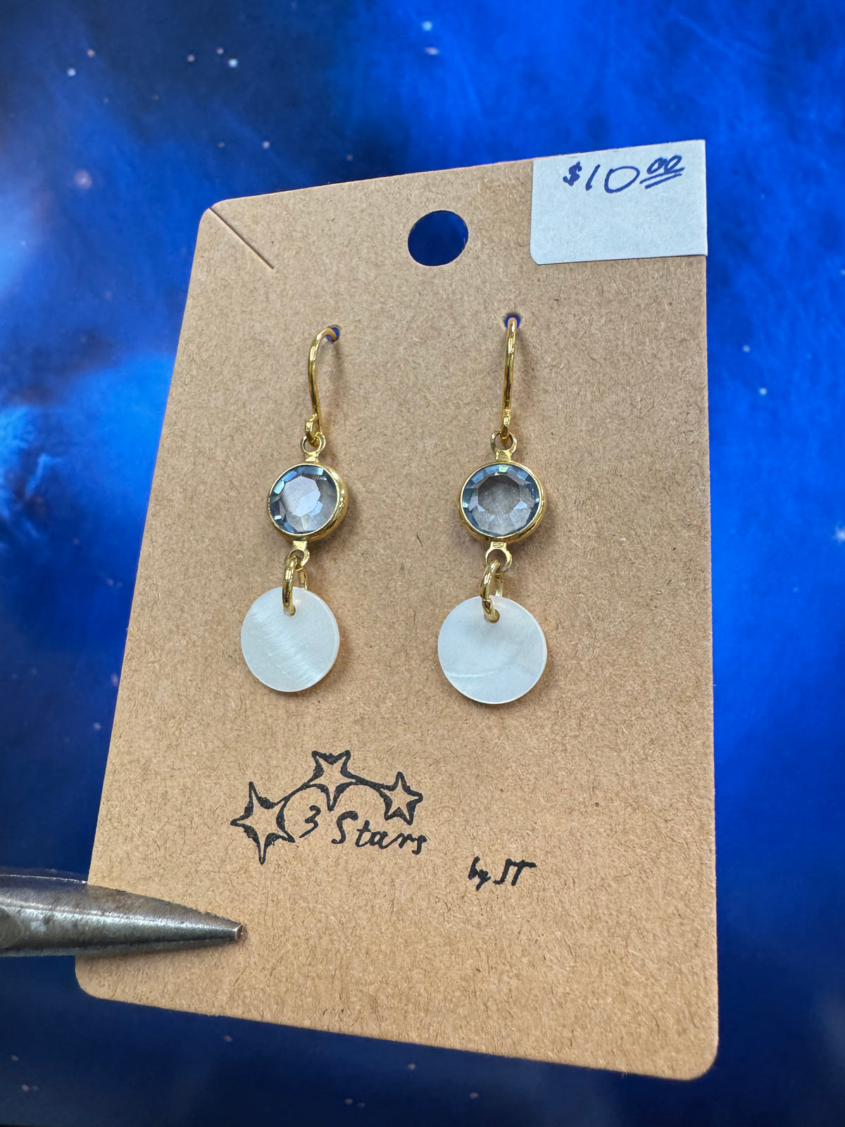 Double Dot Earrings - with mother of pearl
