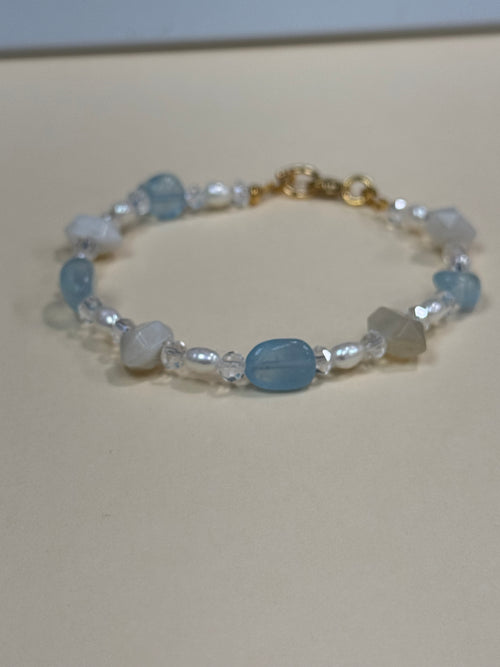 Blue Fluorite Bracelet - with pearls and moonstone
