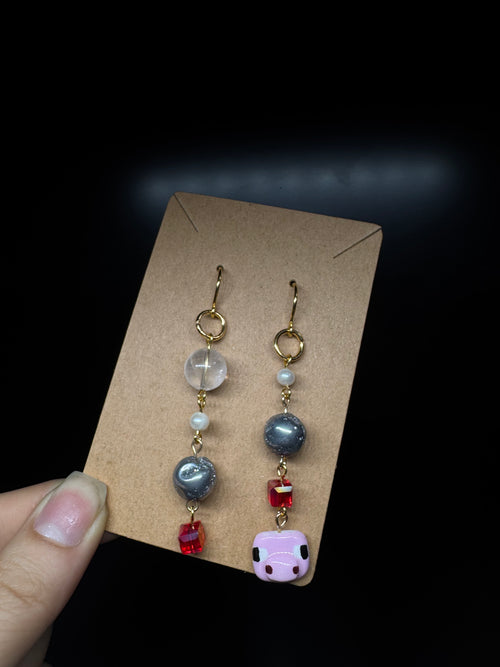 derpy Minecraft pig earrings - with pyrite, clear quartz and pearls
